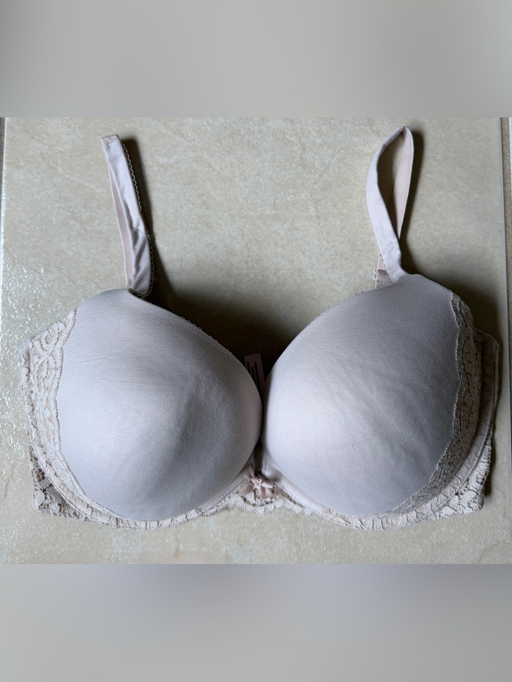 Victoria's Secret Women’s Cream Pushup 36DDD